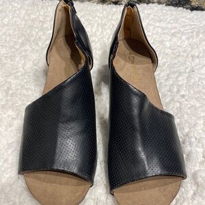 womens Johmall zippered wedge sandals size 11.  EUC